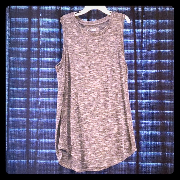 Gray tank top - Picture 1 of 1